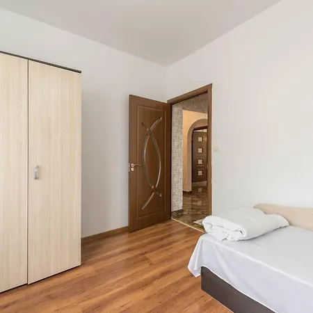 아파트 Marsel With 2 Bedrooms *