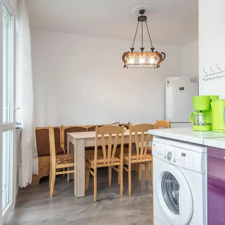 아파트 Marsel With 2 Bedrooms